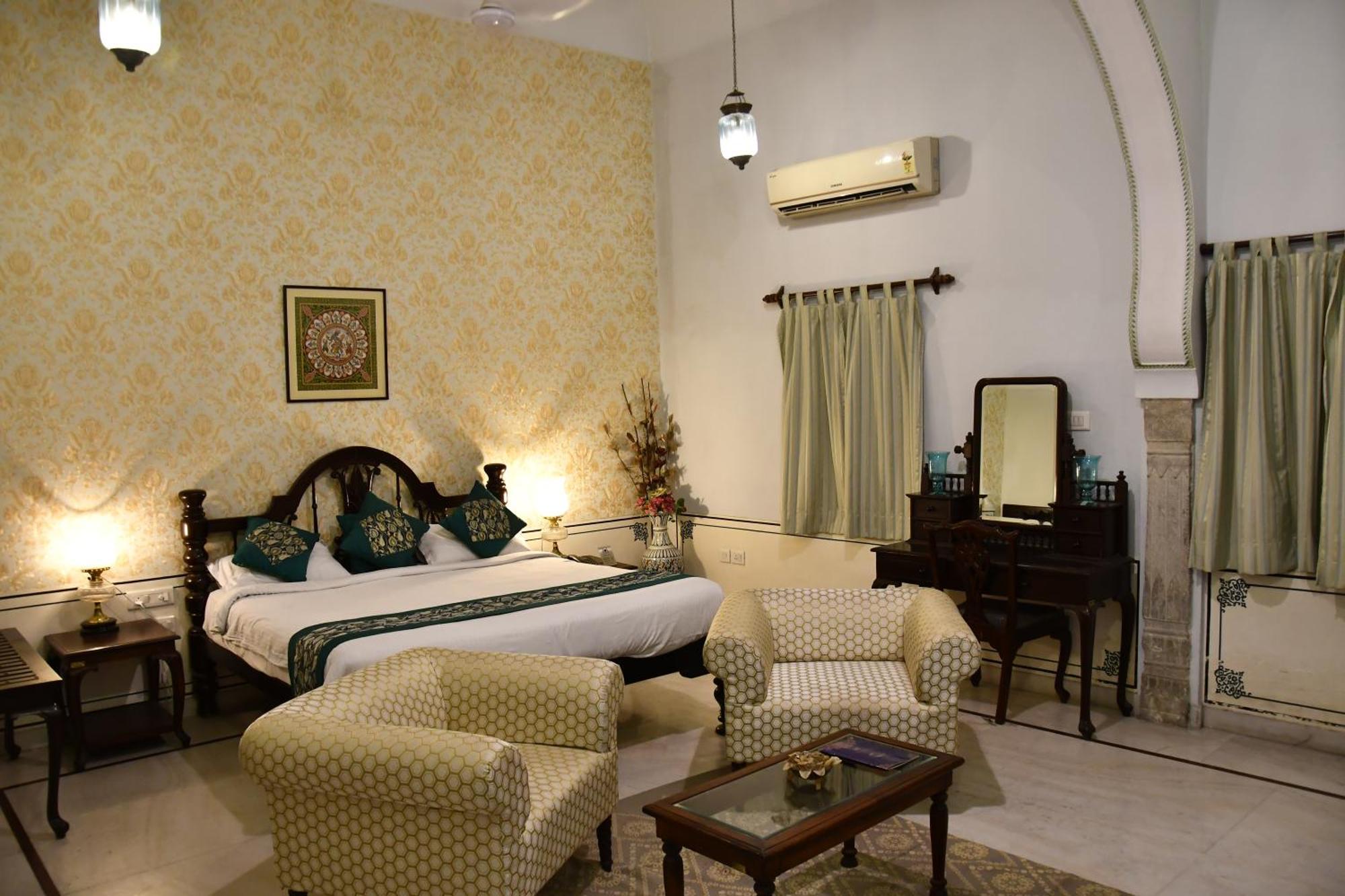 Khandela Haveli - A Boutique Heritage Hotel Джайпур Екстер'єр фото