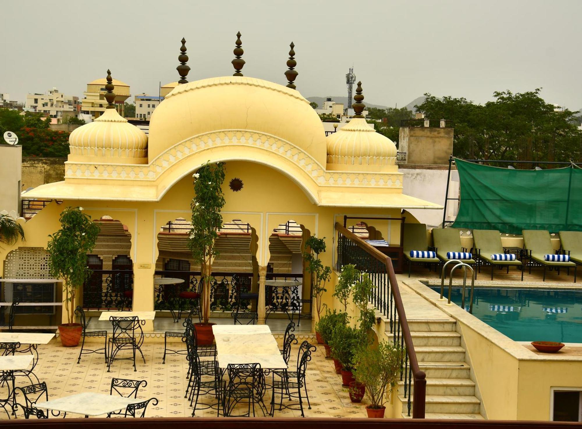 Khandela Haveli - A Boutique Heritage Hotel Джайпур Екстер'єр фото